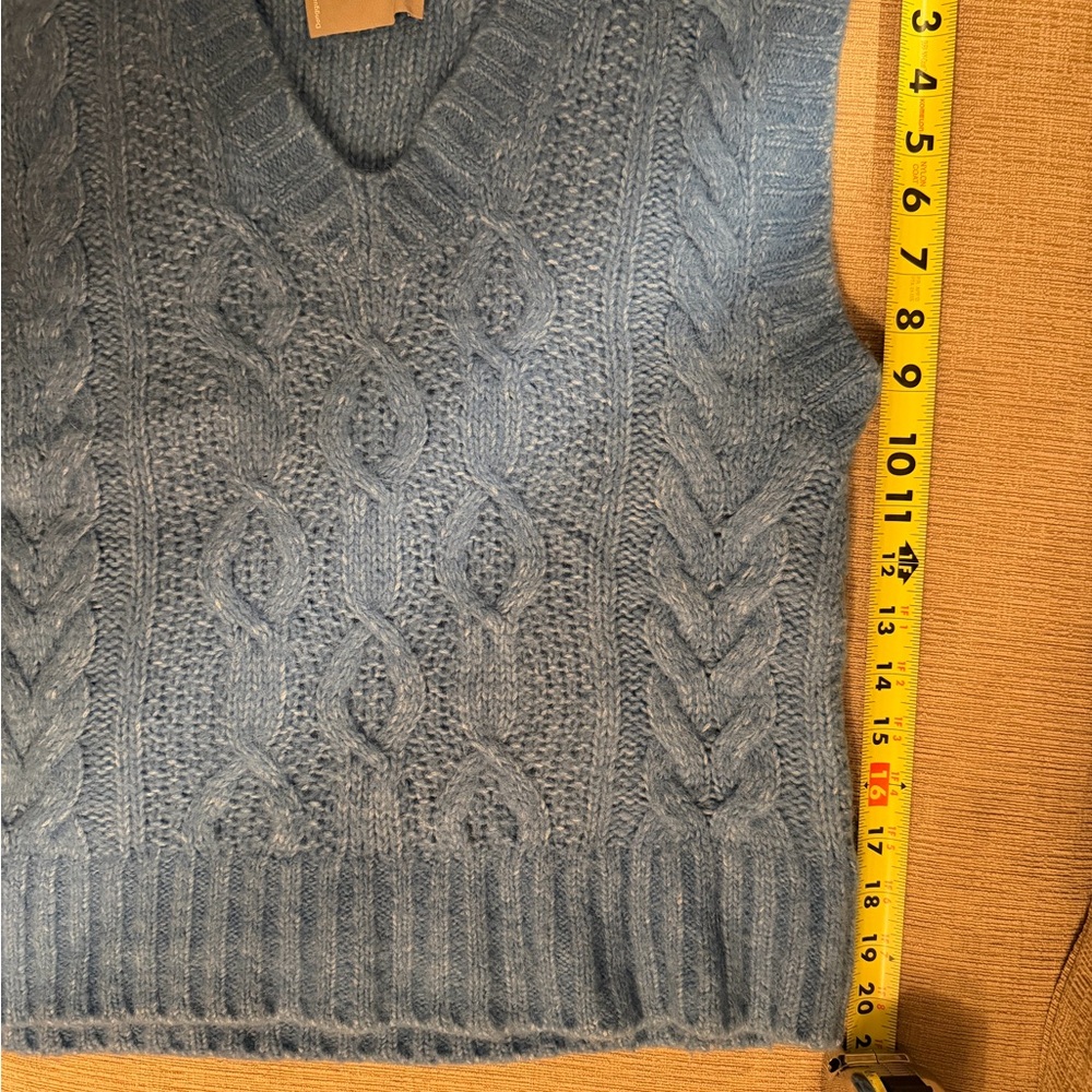 Everlane Blue Cable Knit V-Neck Sweater Vest - Picture 7 of 7